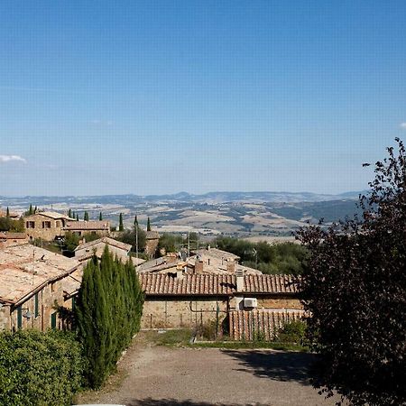 Residenza Palazzo Saloni Aparthotel Montalcino Exterior photo