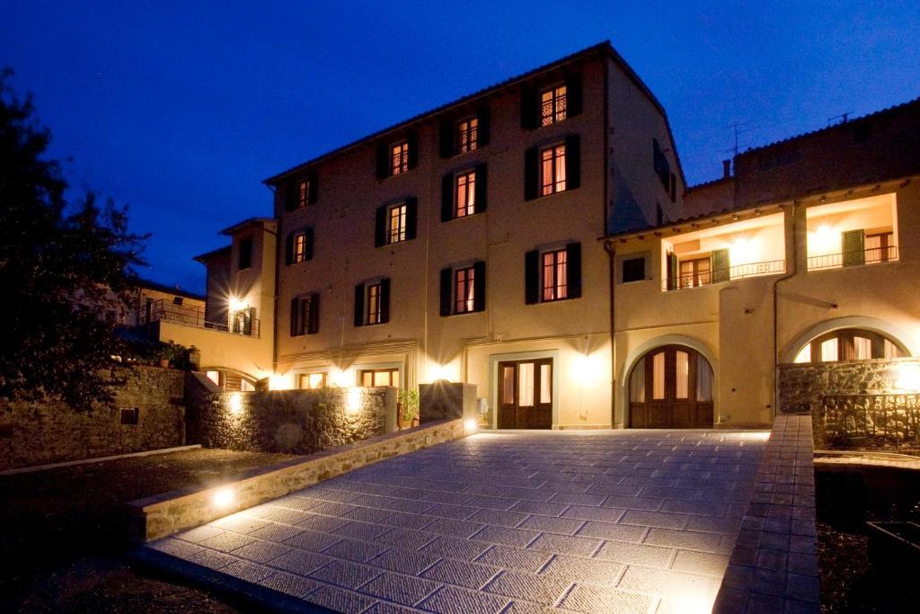 Residenza Palazzo Saloni Aparthotel Montalcino Exterior photo