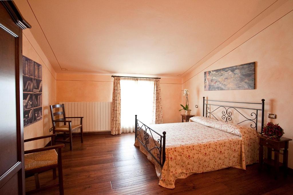 Residenza Palazzo Saloni Aparthotel Montalcino Room photo