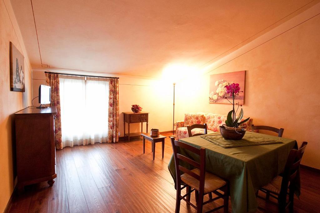 Residenza Palazzo Saloni Aparthotel Montalcino Room photo