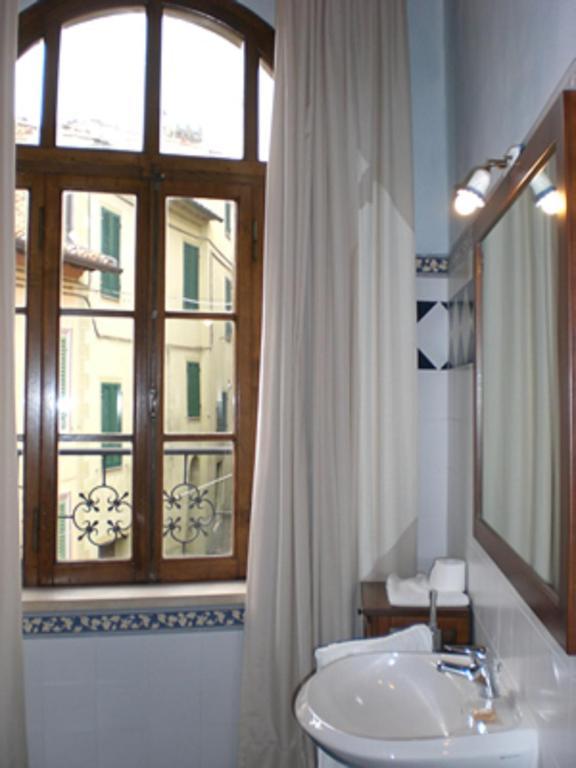 Residenza Palazzo Saloni Aparthotel Montalcino Room photo