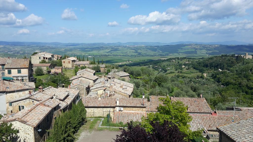 Residenza Palazzo Saloni Aparthotel Montalcino Exterior photo