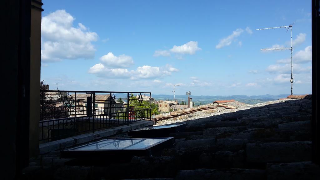 Residenza Palazzo Saloni Aparthotel Montalcino Exterior photo