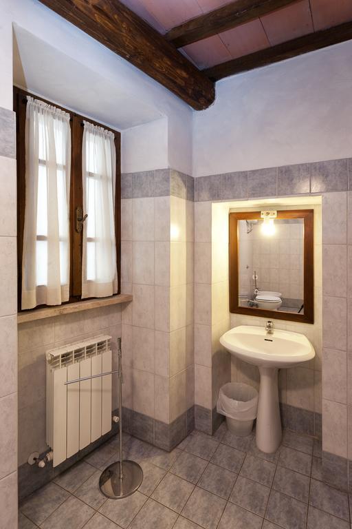 Residenza Palazzo Saloni Aparthotel Montalcino Exterior photo