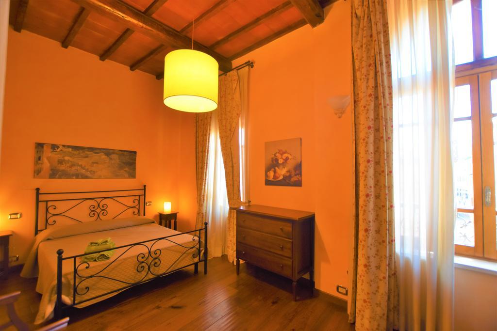 Residenza Palazzo Saloni Aparthotel Montalcino Exterior photo
